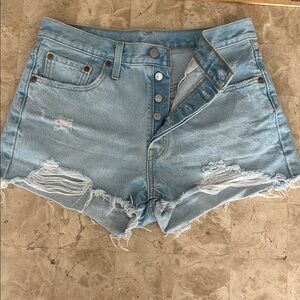 Levi’s 501 Light Blue Distressed Denim Shorts Women’s Size 29